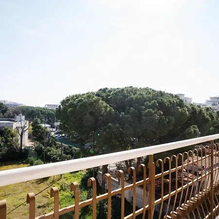 Dimora Montereale Near The Sea アパート